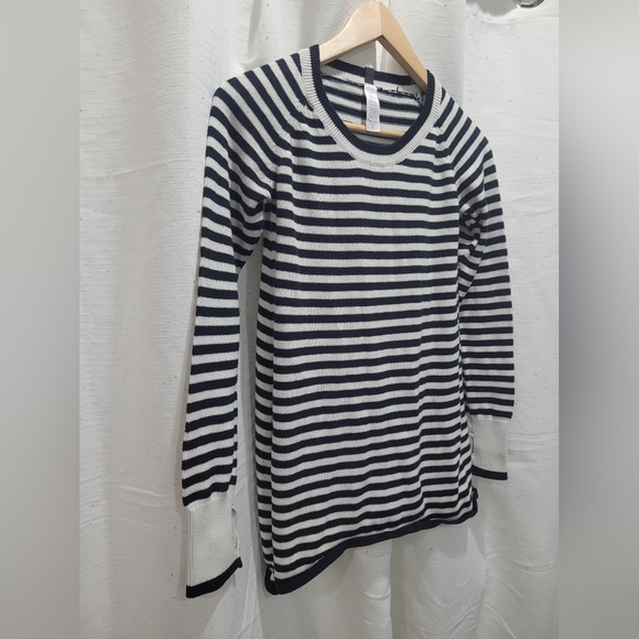 IVIVVA Girls Size 12 - Picture 3 of 7